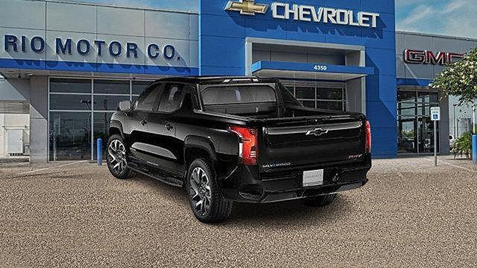 2025 Chevrolet Silverado EV RST - Max Range