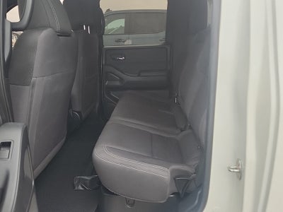 2023 Nissan Frontier Base