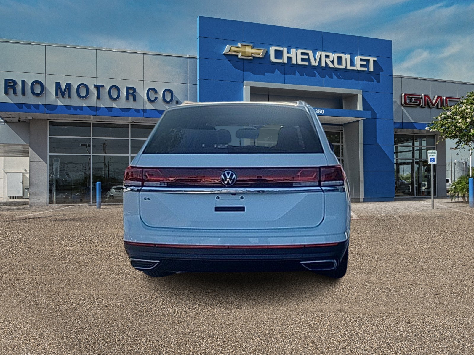 2024 Volkswagen Atlas Base