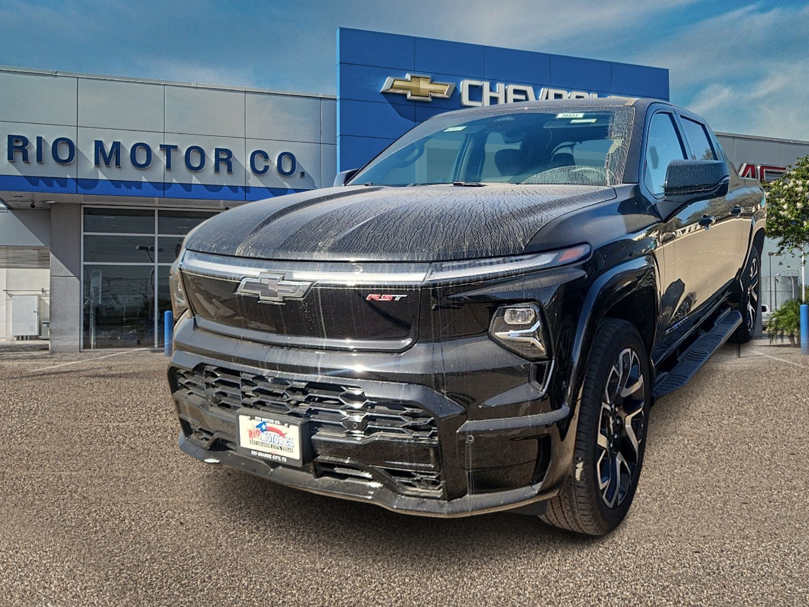 2025 Chevrolet Silverado EV RST - Max Range