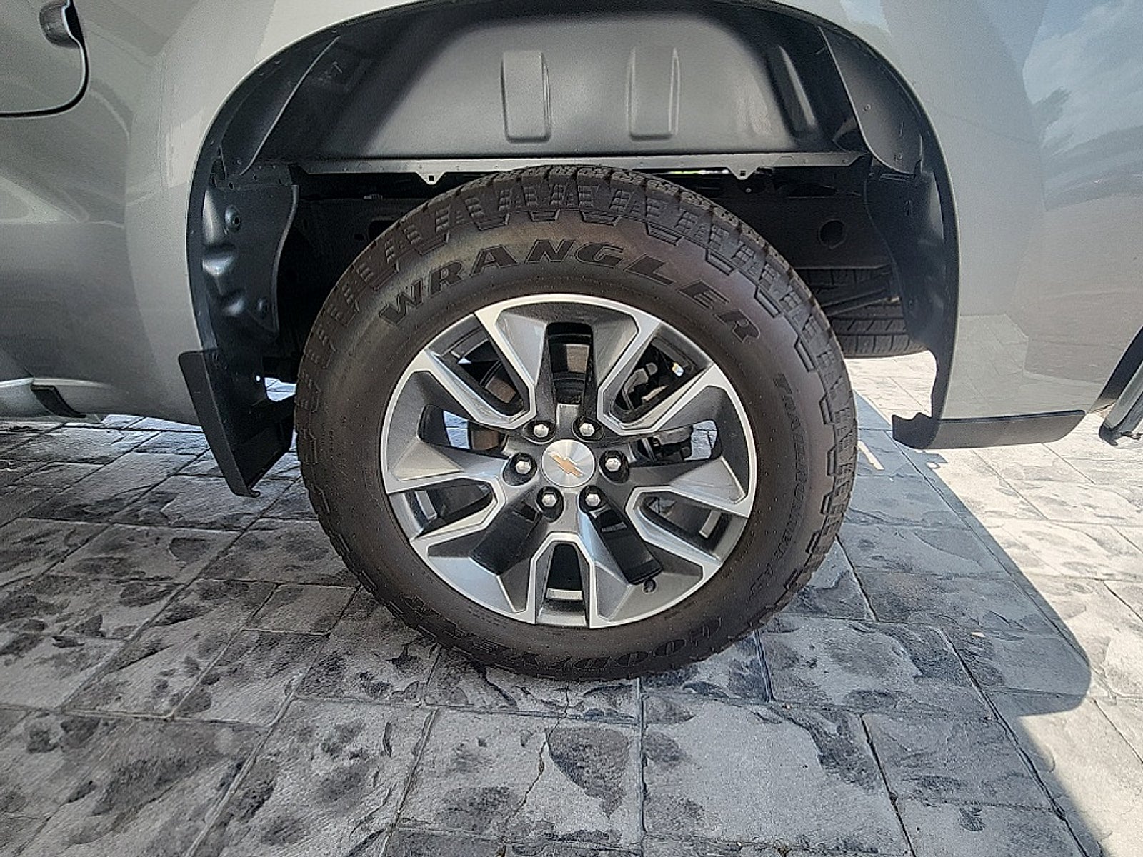 2025 Chevrolet Silverado 1500 LT (2FL)
