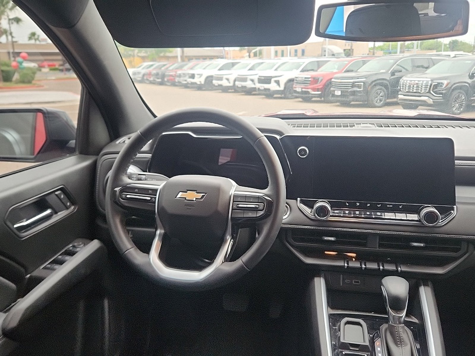 2025 Chevrolet Colorado WT/LT