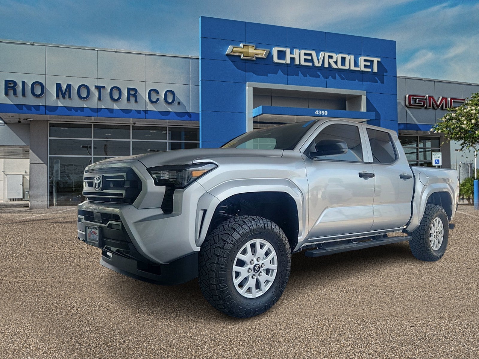 2025 Toyota Tacoma 4WD SR