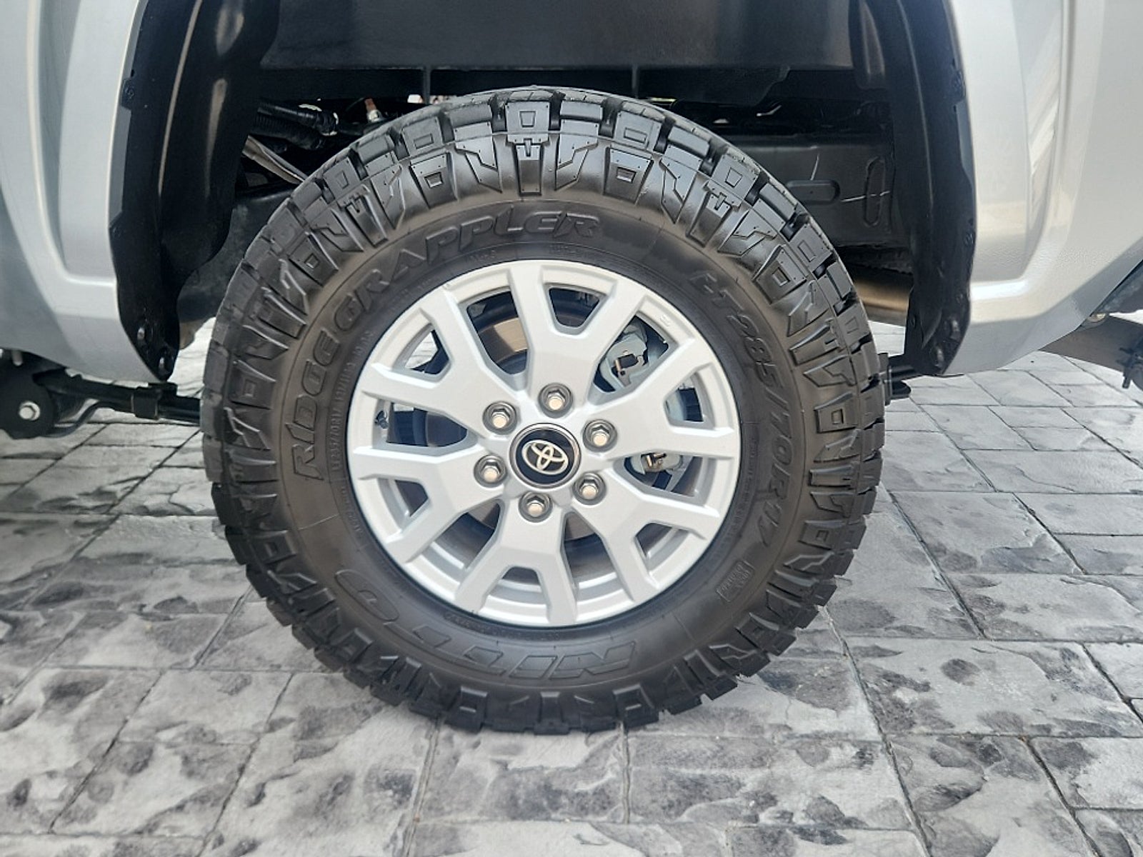2025 Toyota Tacoma 4WD SR