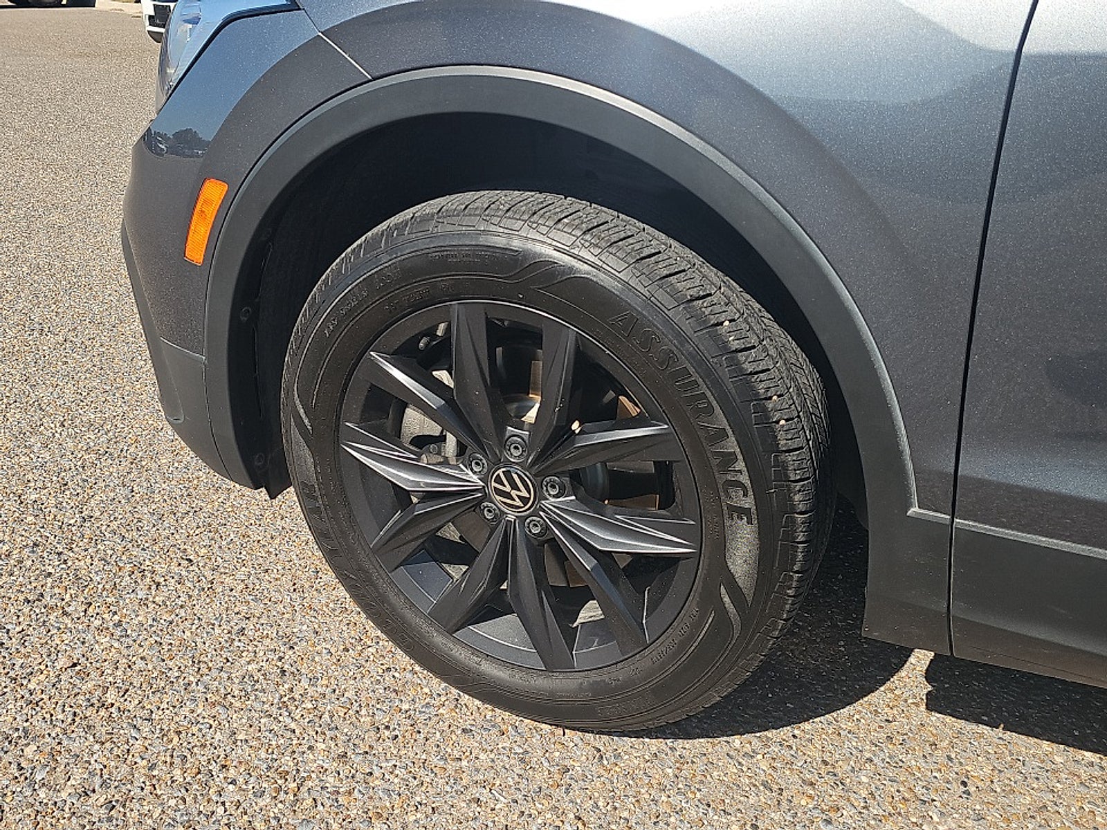 2024 Volkswagen Tiguan 2.0T SE