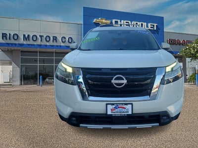 2023 Nissan Pathfinder Platinum