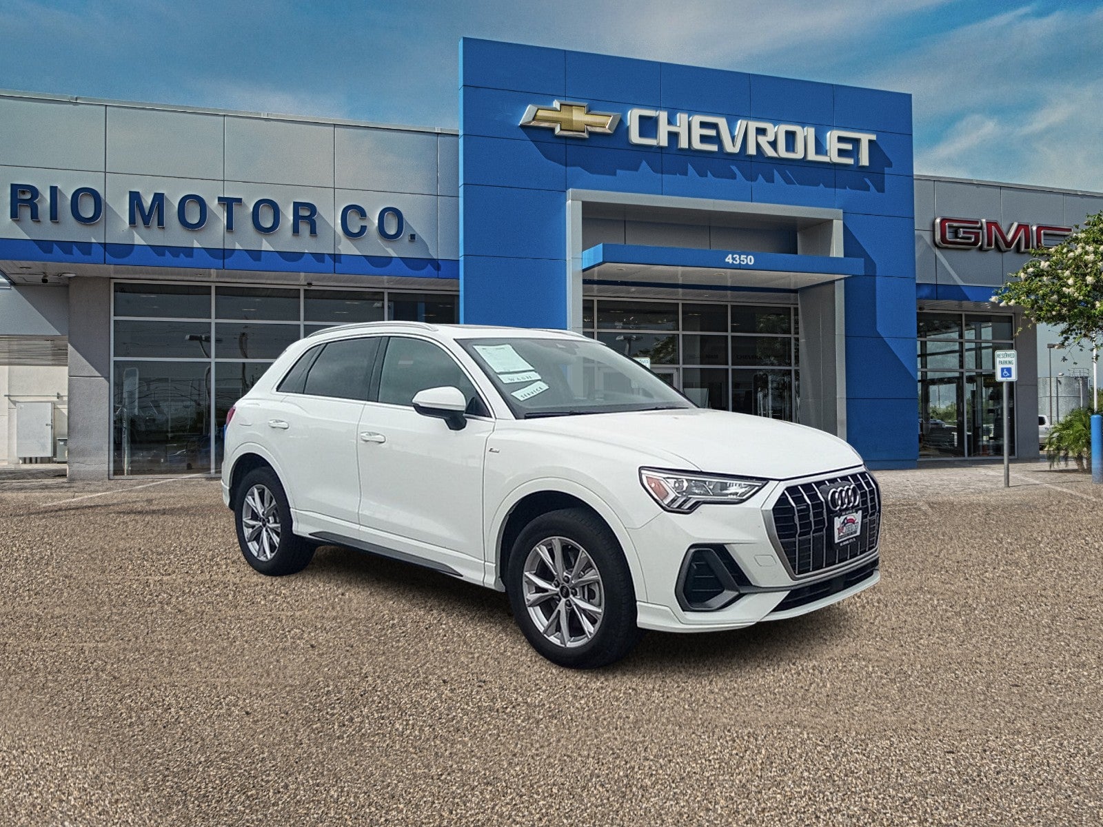 2025 Audi Q3 S line Premium